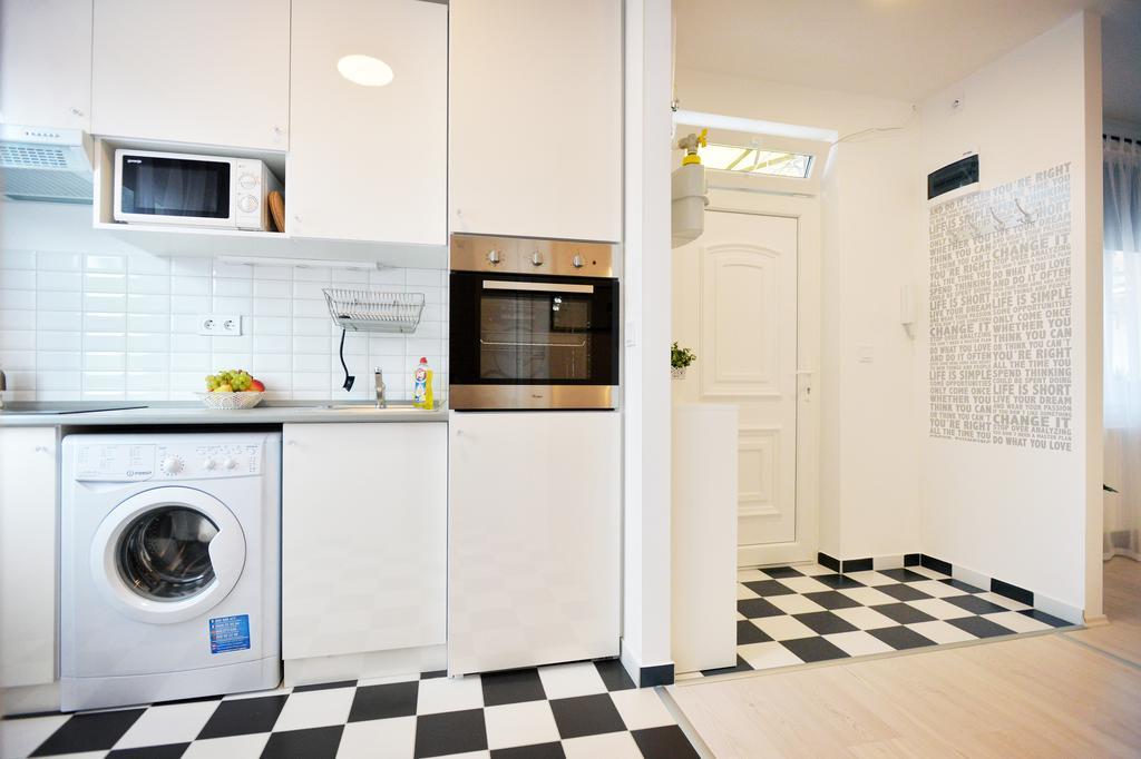 Enjoy Apartman Eger Extérieur photo