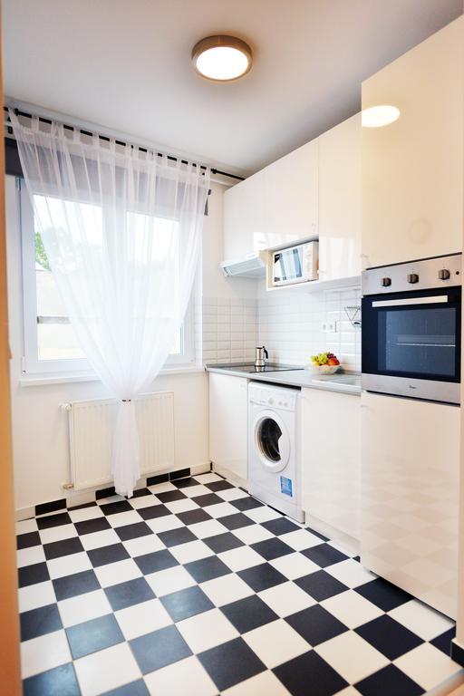 Enjoy Apartman Eger Extérieur photo