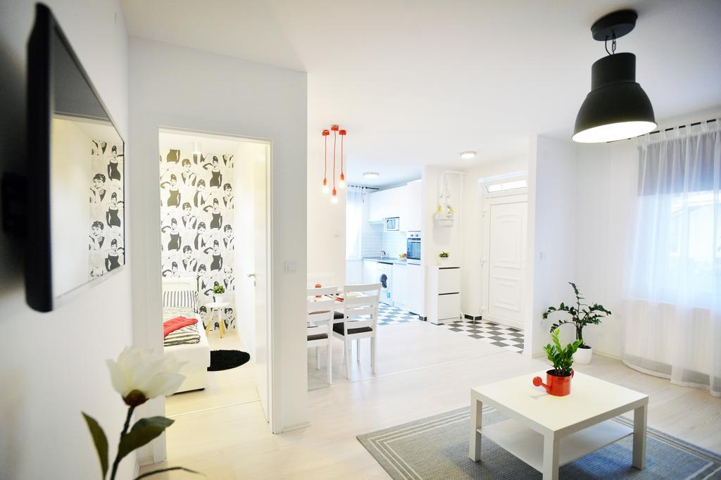 Enjoy Apartman Eger Extérieur photo